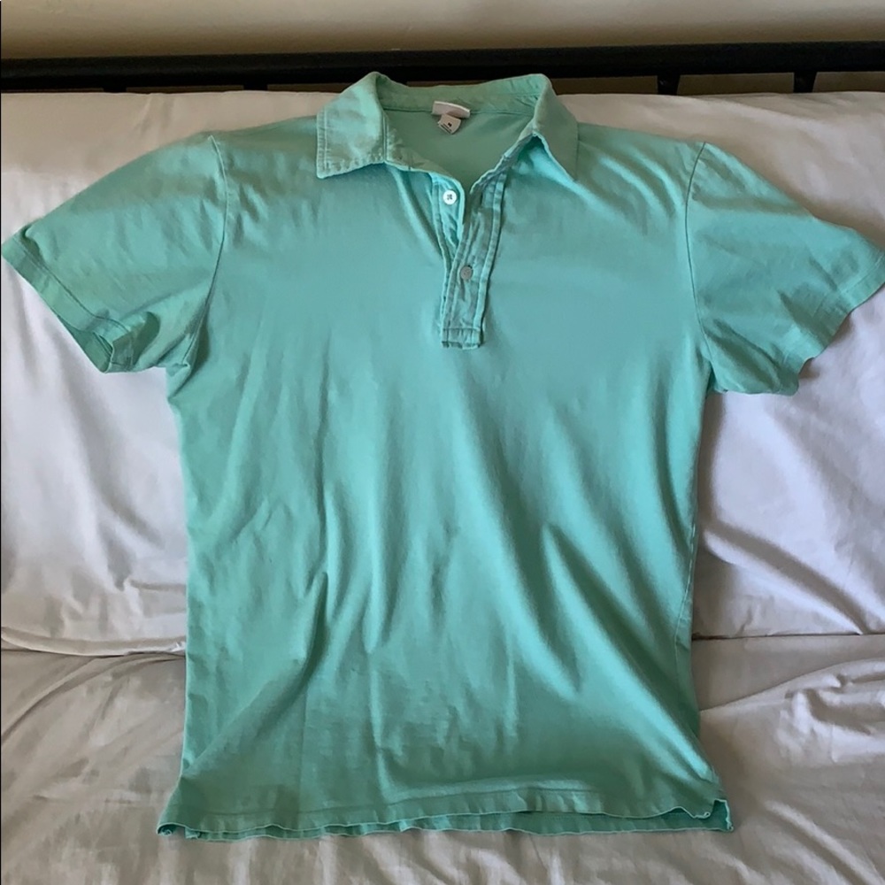 Tailored fit polo